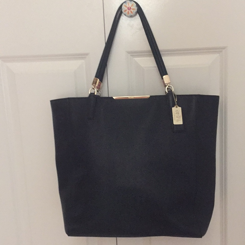 New Coach cross grain leather zip tote handbag